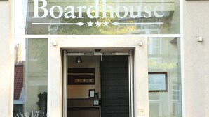 Front of property - Boardhouse (Leuven)