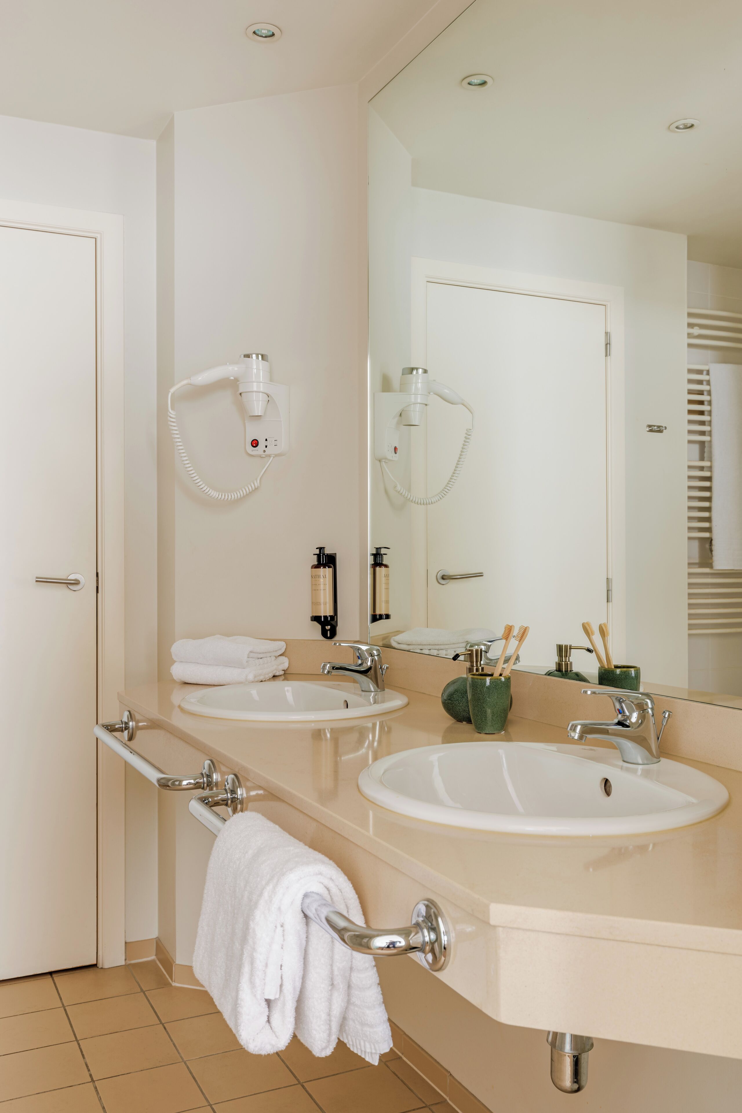 Photo - Hotel Aazaert by WP Hotels