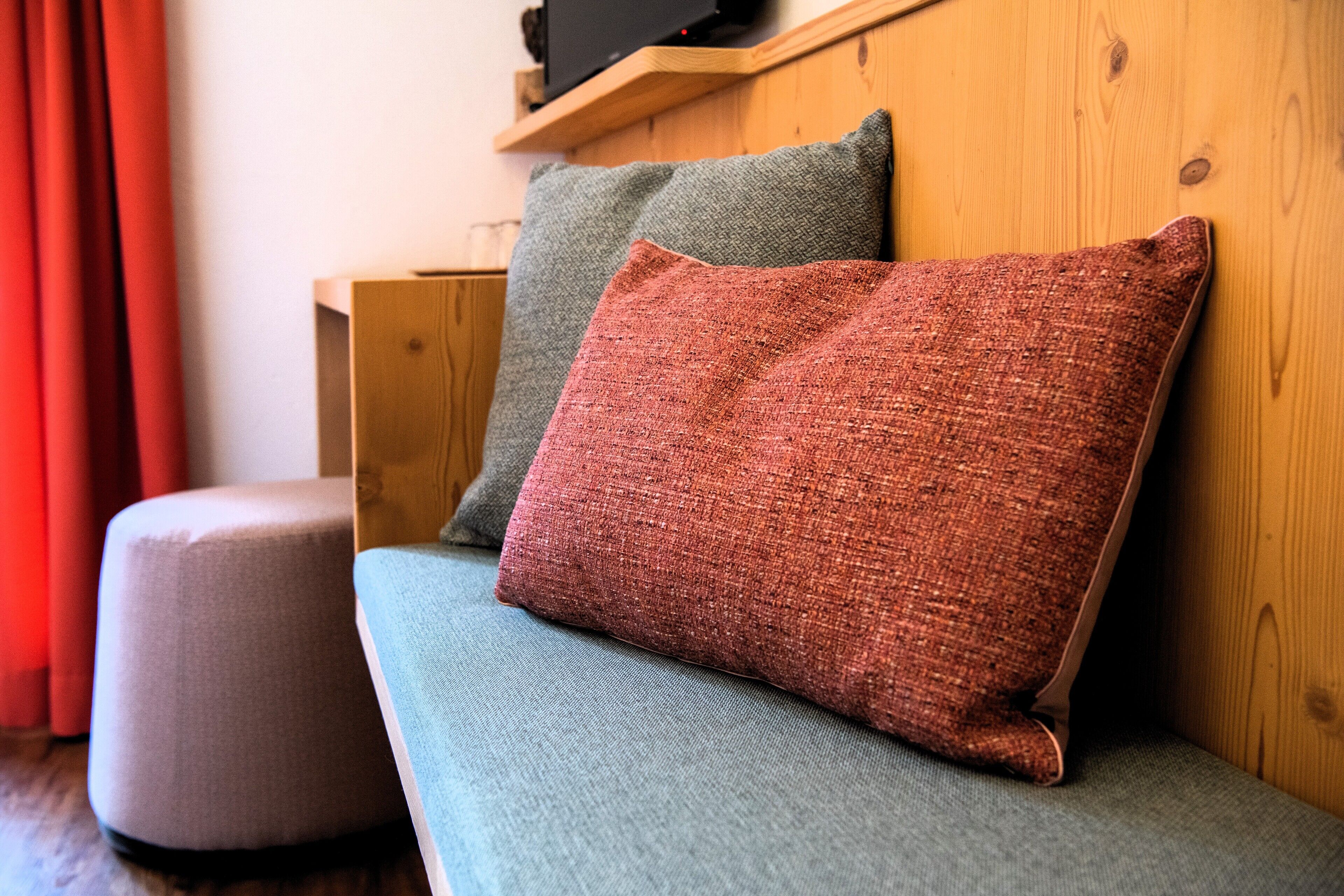 comfort double room, balcony | 1 bedroom, desk, free wifi, bed sheets