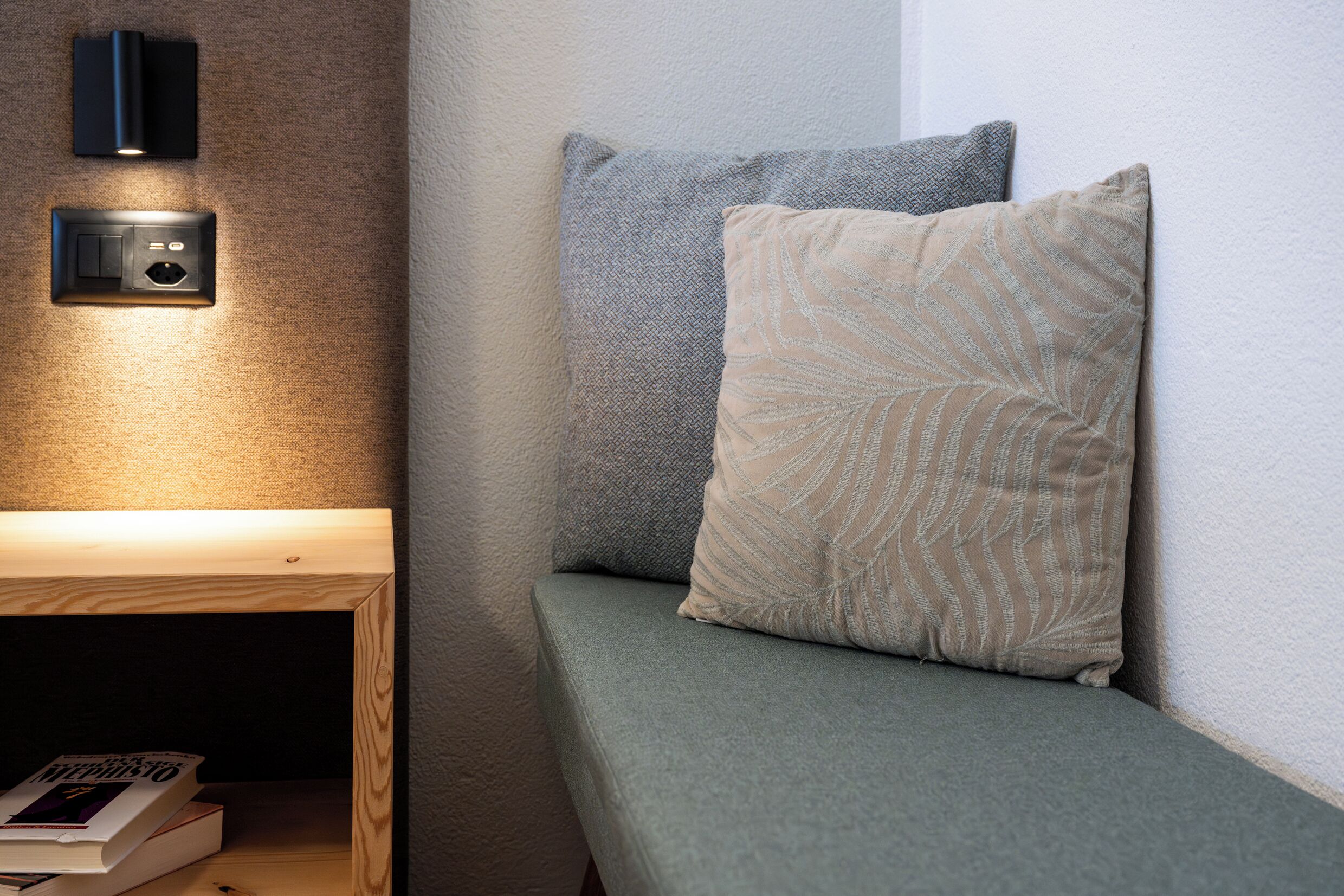 comfort double room, balcony | 1 bedroom, desk, free wifi, bed sheets