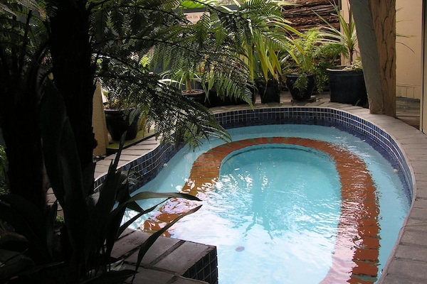 Indoor pool, 2 outdoor pools