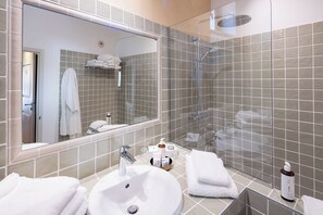 Chambre Grande Deluxe | Bathroom