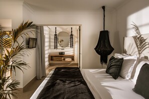 Deluxe Room | In-room safe, iron/ironing board, free WiFi, bed sheets - SunVillage Boutique Hotel (Hersonissos)