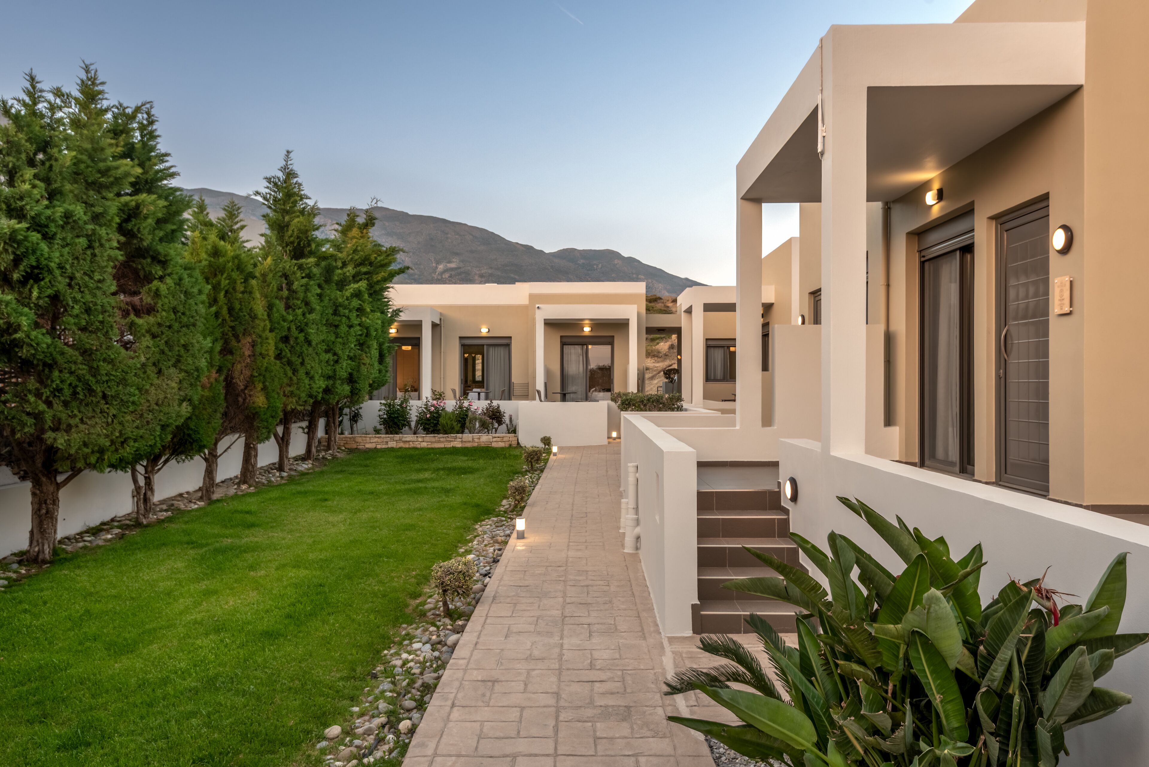 Deluxe Suite, 2 Bedrooms | 1 bedroom, premium bedding, down comforters, pillowtop beds