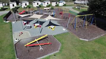 Children’s play area – outdoor