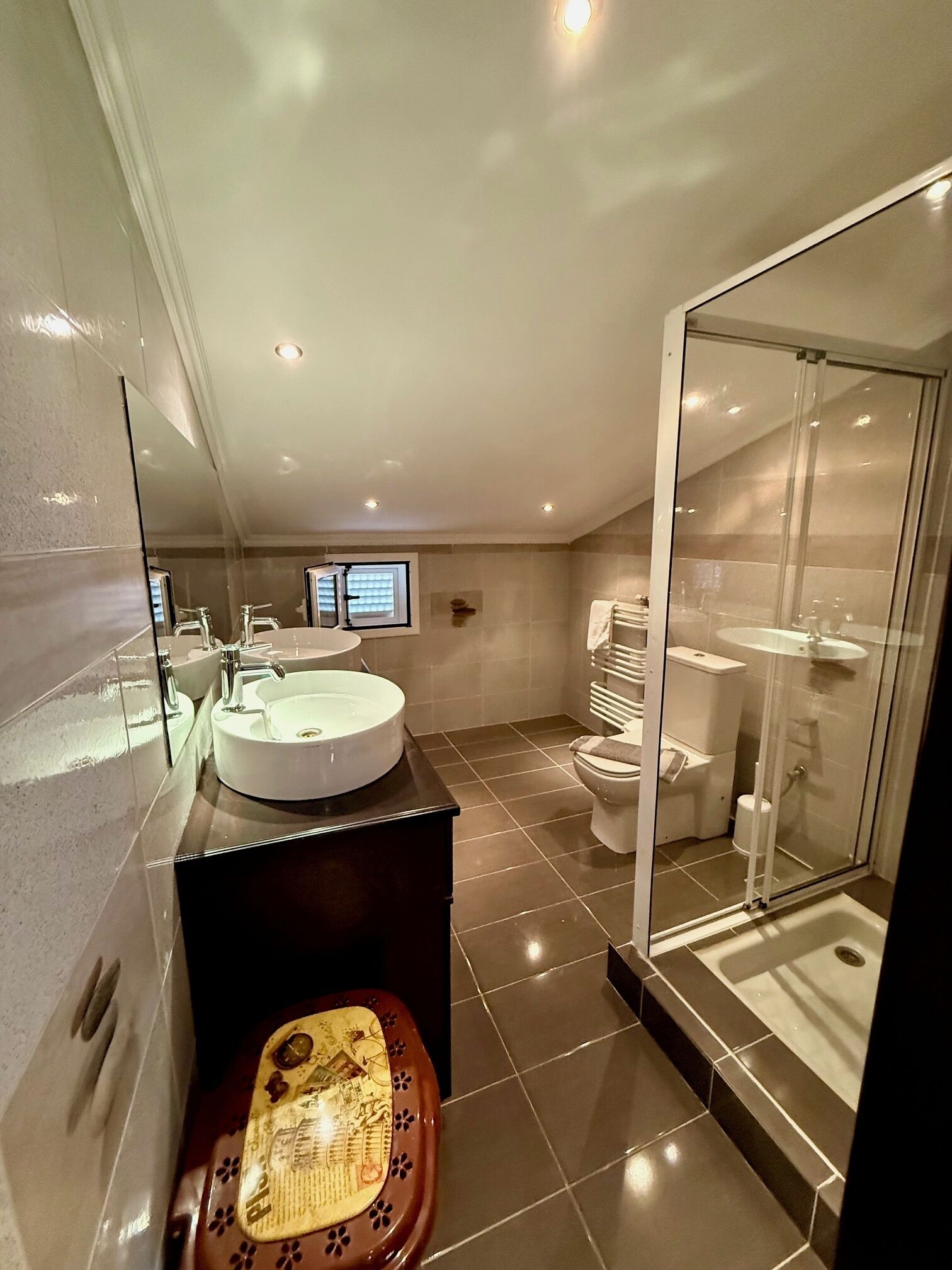 Photo - Paradise Apartments