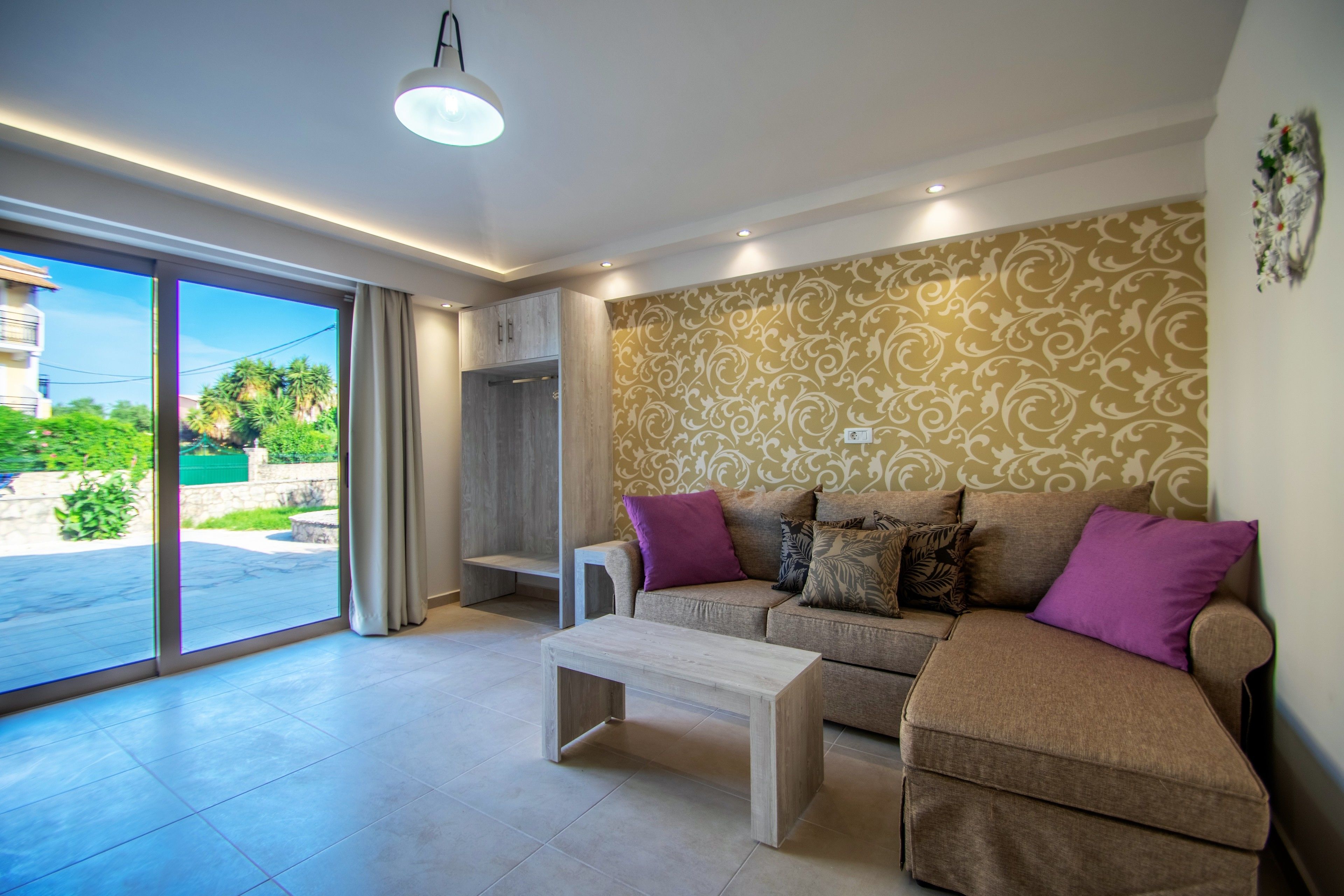 Photo - Paradise Apartments