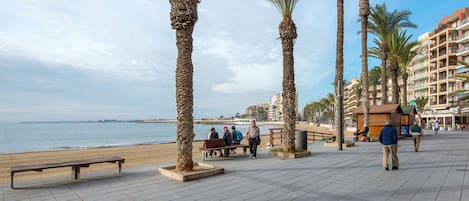 Vlak bij het strand