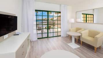 Studio Premium Sea View | 1 ๊ฐ์ ์นจ์ค, ์ฑ
์, ์๋ง ์ปคํผ, ๋ฌด๋ฃ ์ ์์ฉ ์นจ๋