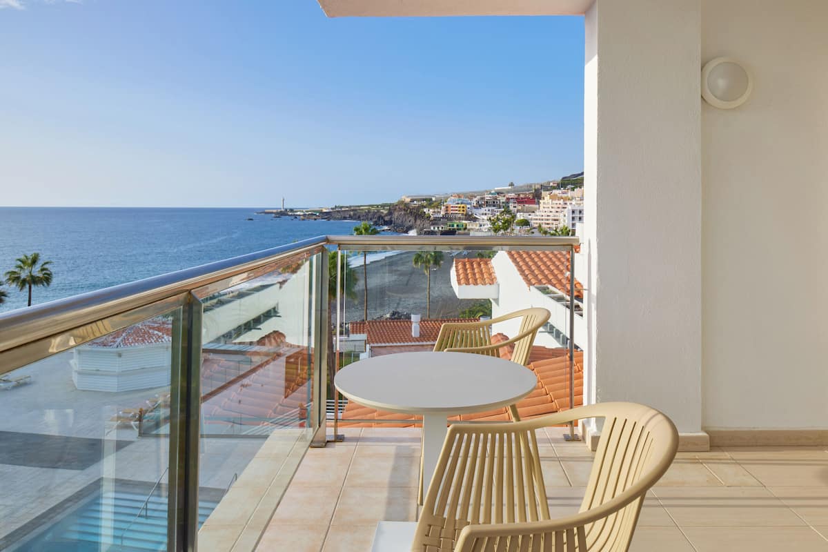 Beach/ocean view