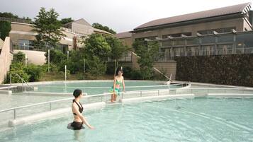 Indoor pool, seasonal outdoor pool