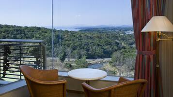 In-room safe, desk, laptop workspace, iron/ironing board