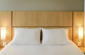 Bureau, Wi-Fi gratuit, draps fournis