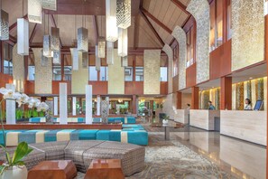 2 bars/lounges, 2 poolside bars, swim-up bar, beach bar