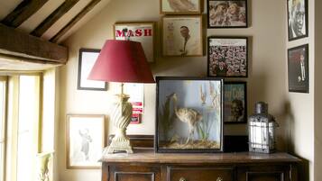 Classic Double Room | Hypo-allergenic bedding, down duvets, iron/ironing board
