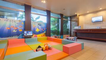 Sala de estar en el lobby