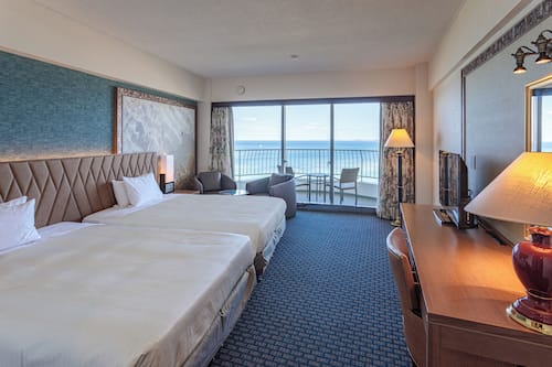 Premier-Zweibettzimmer, Nichtraucher, Meerblick (7th Floor) | Zimmersafe, Schreibtisch, Bügeleisen/Bügelbrett, kostenloses WLAN