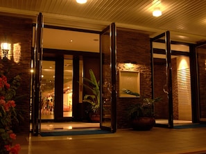 Concierge desk