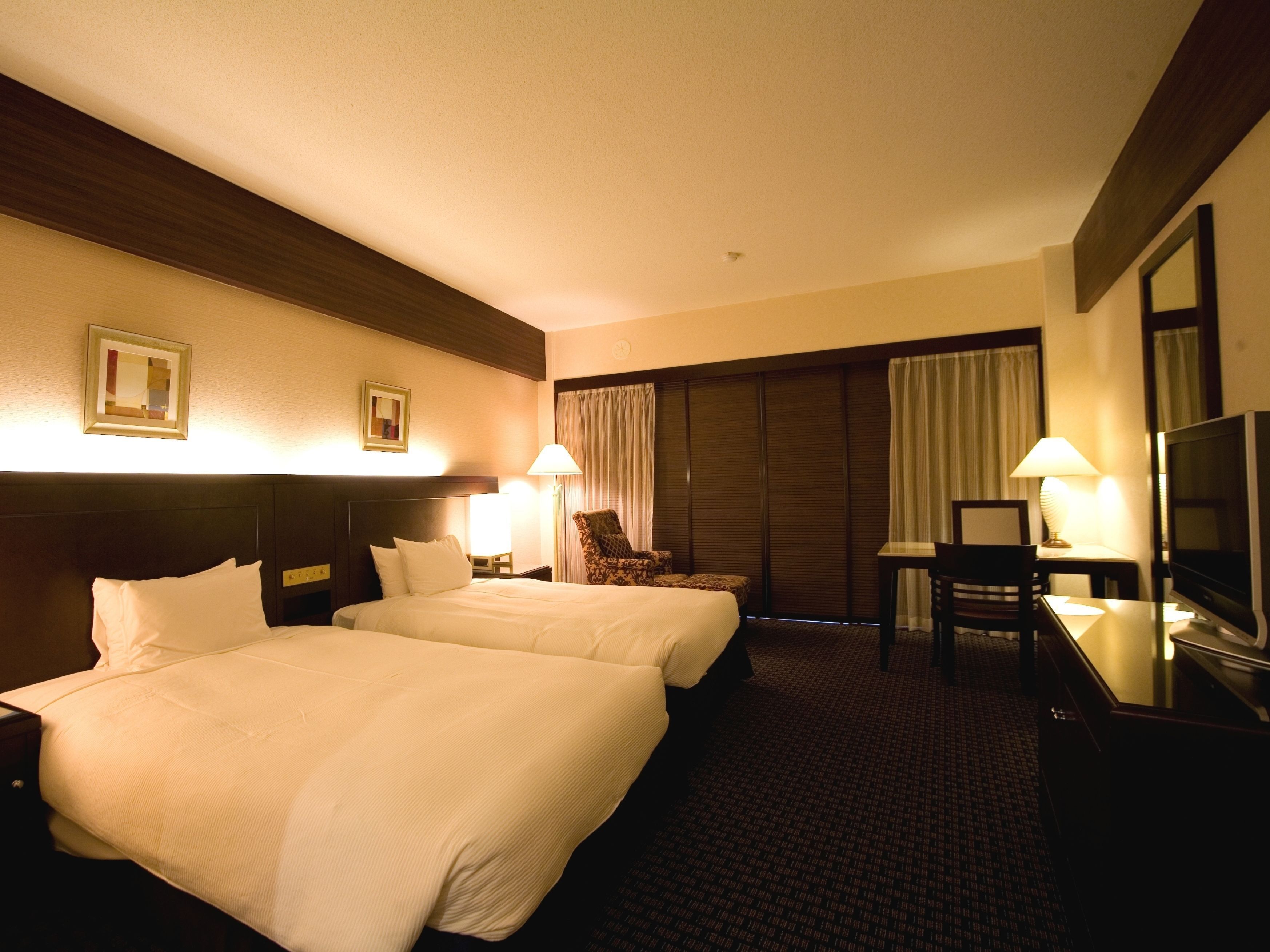 In-room safe, desk, iron/ironing board, free WiFi