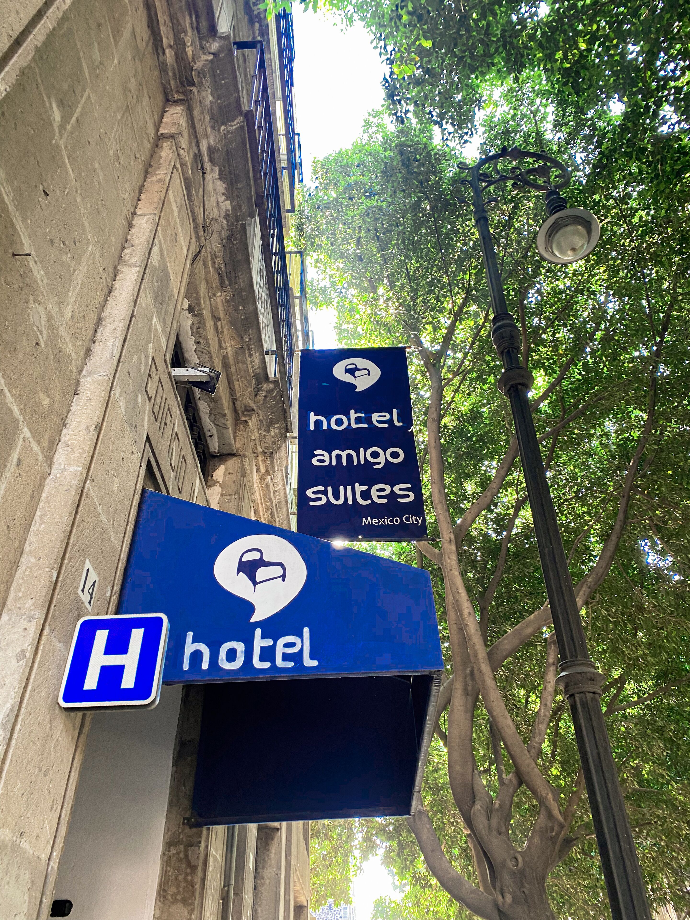 Photo - Hotel Amigo Suites