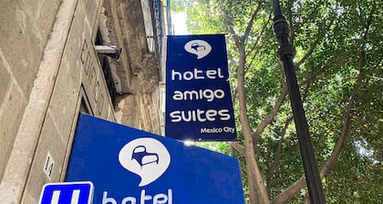 Hotel Amigo Suites