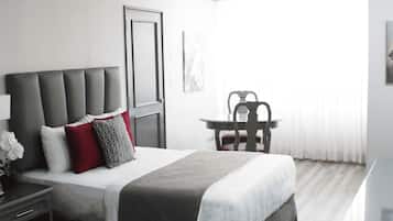 Executive Room, Kitchenette | In-room safe, free WiFi, bed sheets