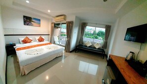 Deluxe Double or Twin Room, 1 King Bed, Non Smoking, Mountain View