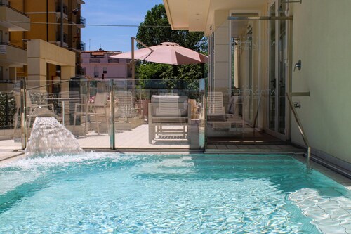 Atmosphere Suite Hotel