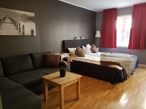 Chambre Double, salle de bains privée