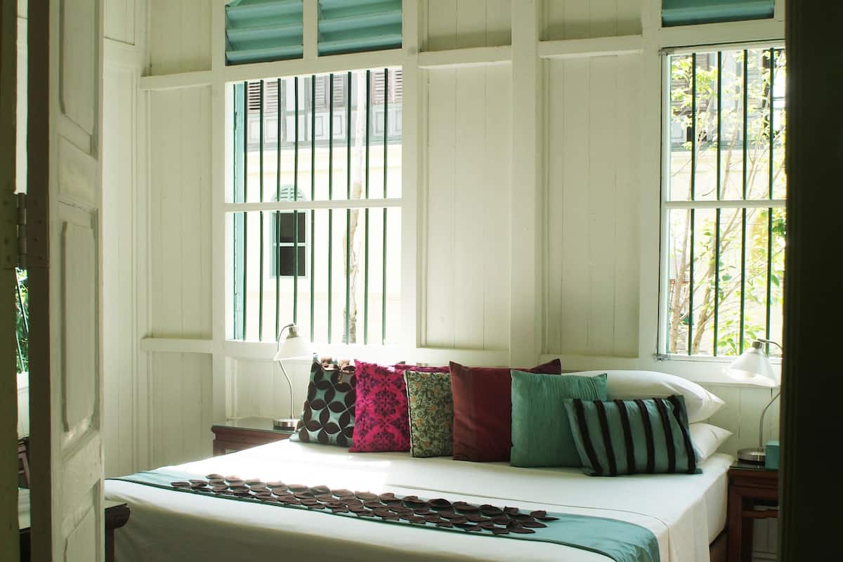 Suite (Penang Suite 1) | Minibar, in-room safe, individually decorated, individually furnished