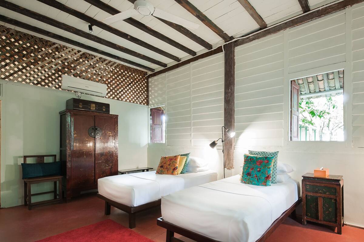 Plantation 2 | Minibar, in-room safe, iron/ironing board (on request), WiFi (free)