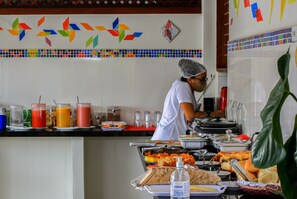 Dagelijks ontbijtbuffet inbegrepen