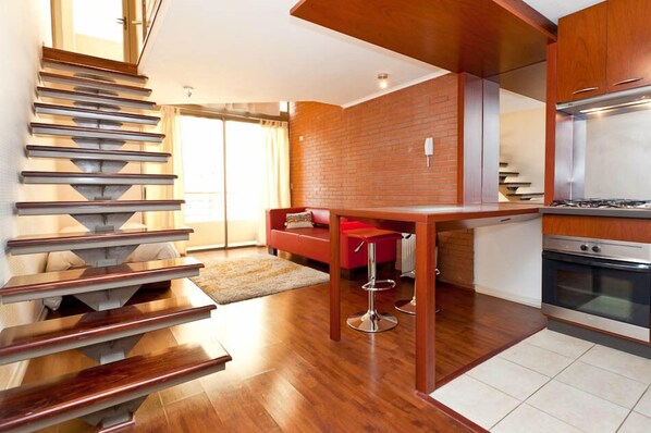 29-inch flat-screen TV with cable channels, TV