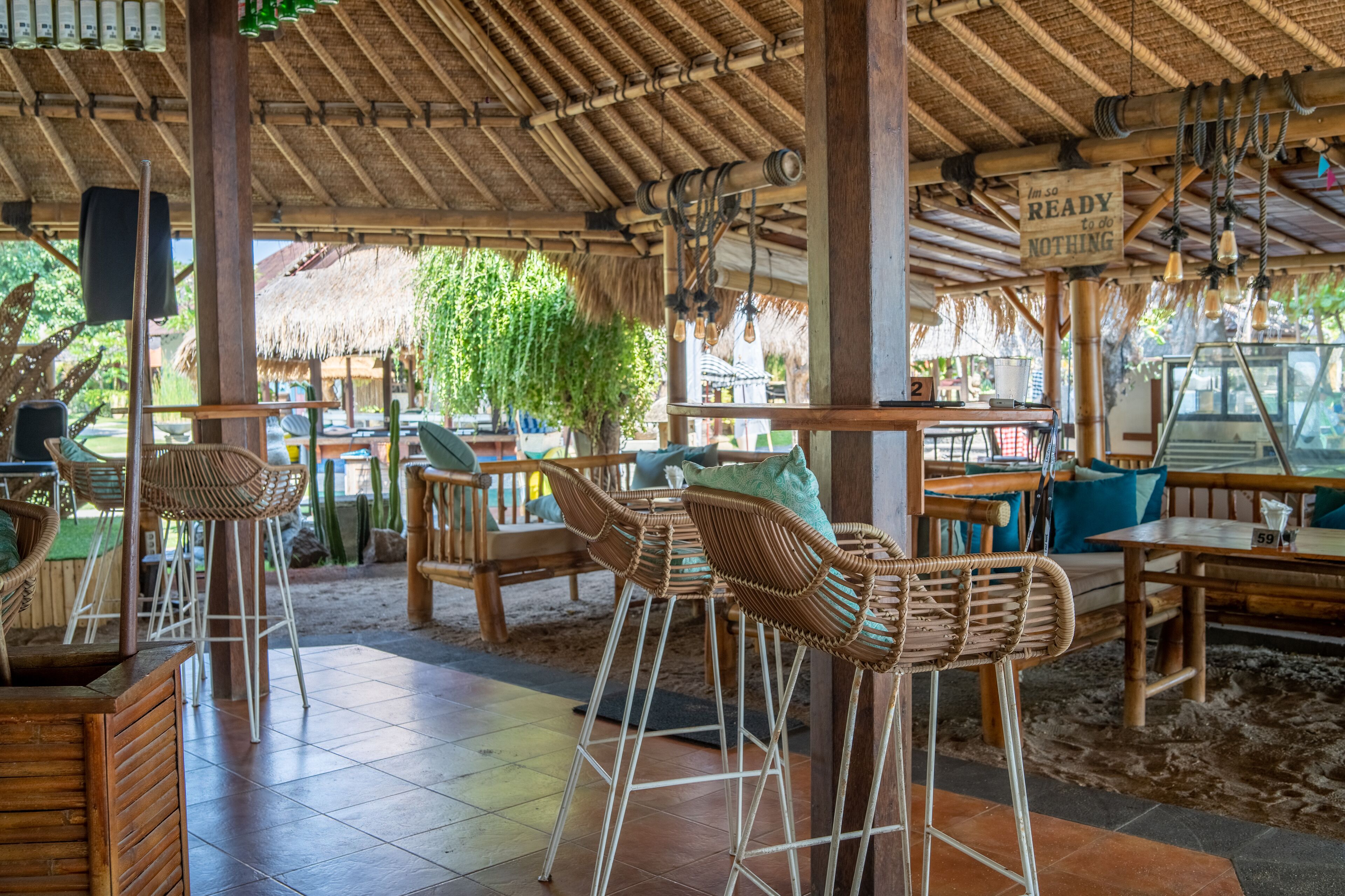 Bar ved bassenget