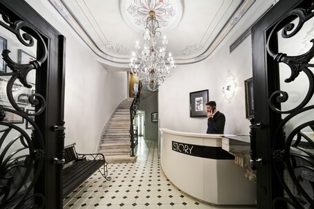 The Story Hotel Pera - Image 11