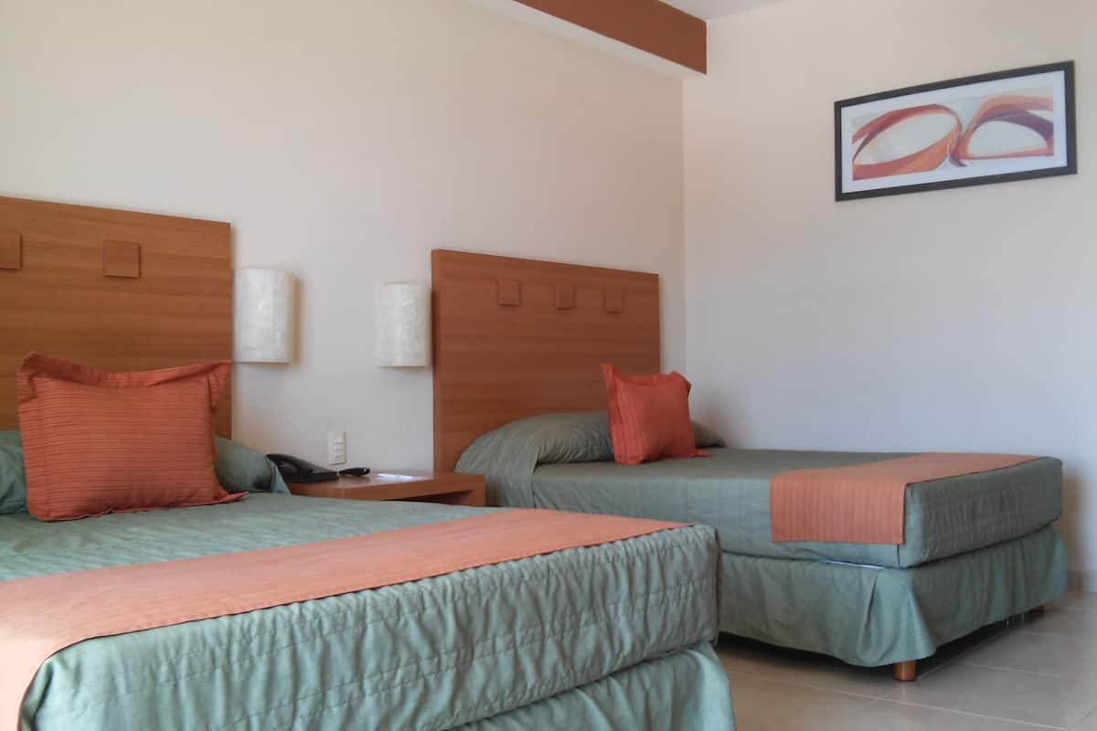 Standard Double Room, 2 Katil Kelamin (Double) | Pemandangan dari bilik