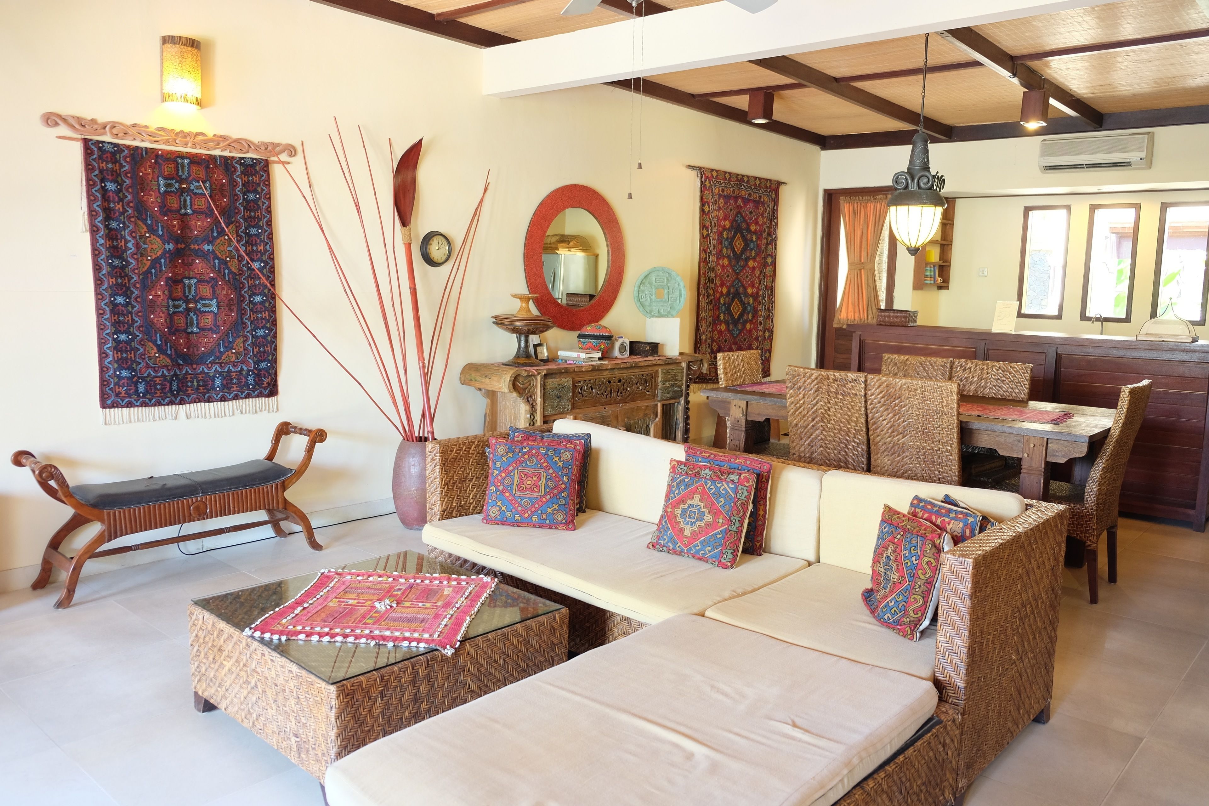 teratai royal oceanfront villa no.3 | living room