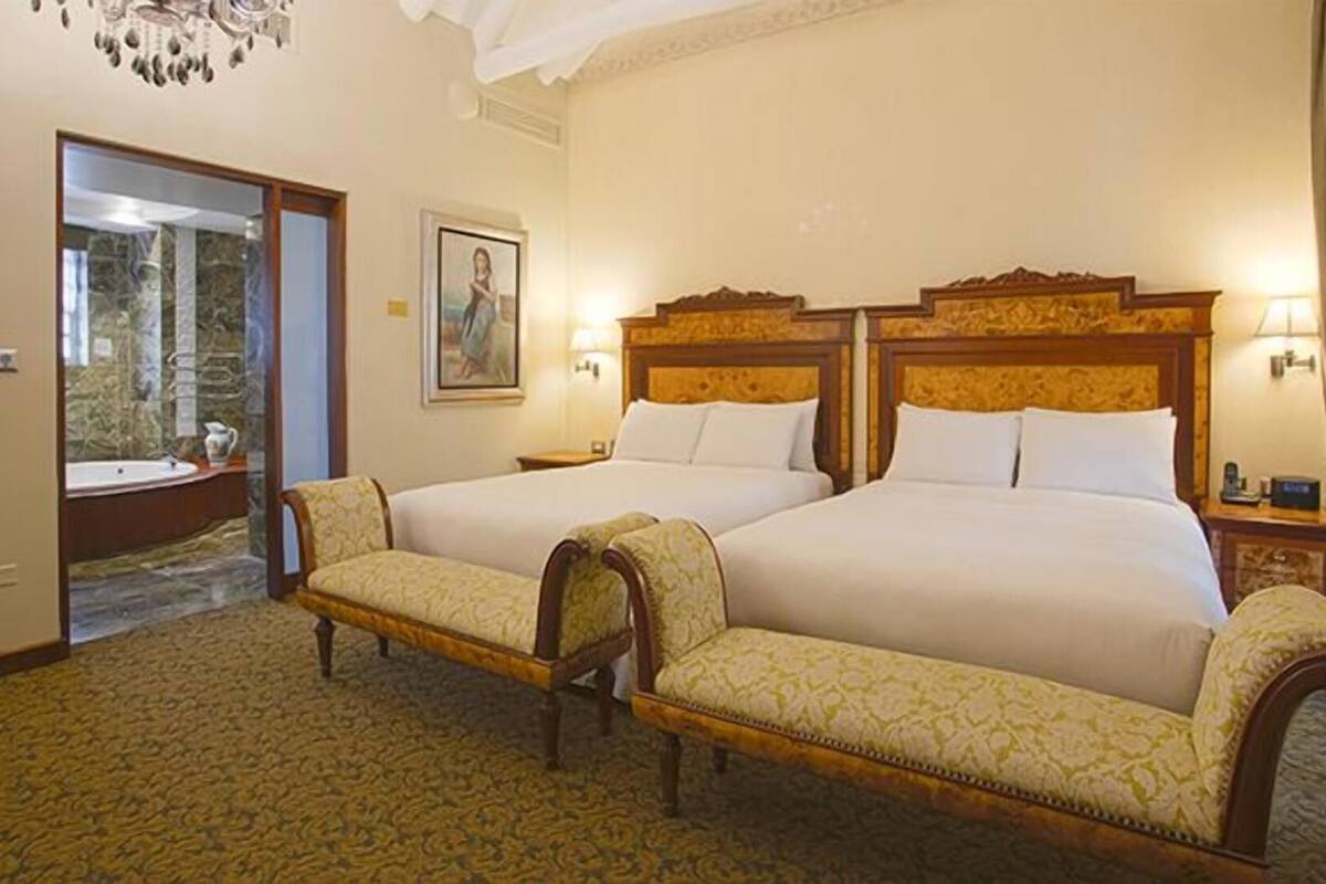 Egyptian cotton sheets, premium bedding, memory foam beds, minibar