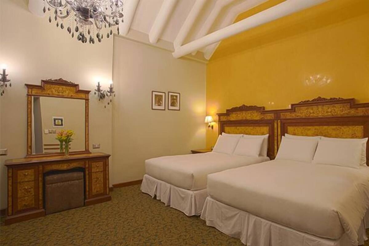 Egyptian cotton sheets, premium bedding, memory foam beds, minibar