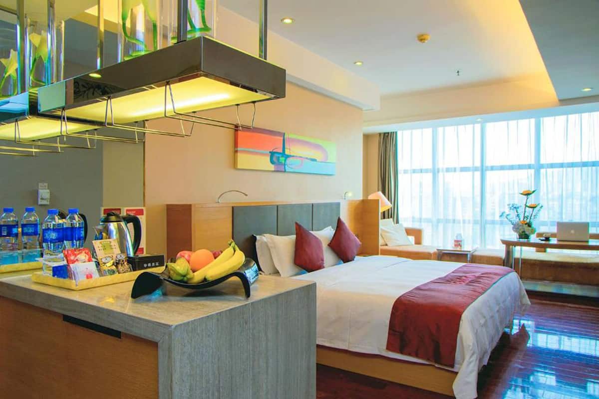 In-room safe, desk, blackout curtains, rollaway beds