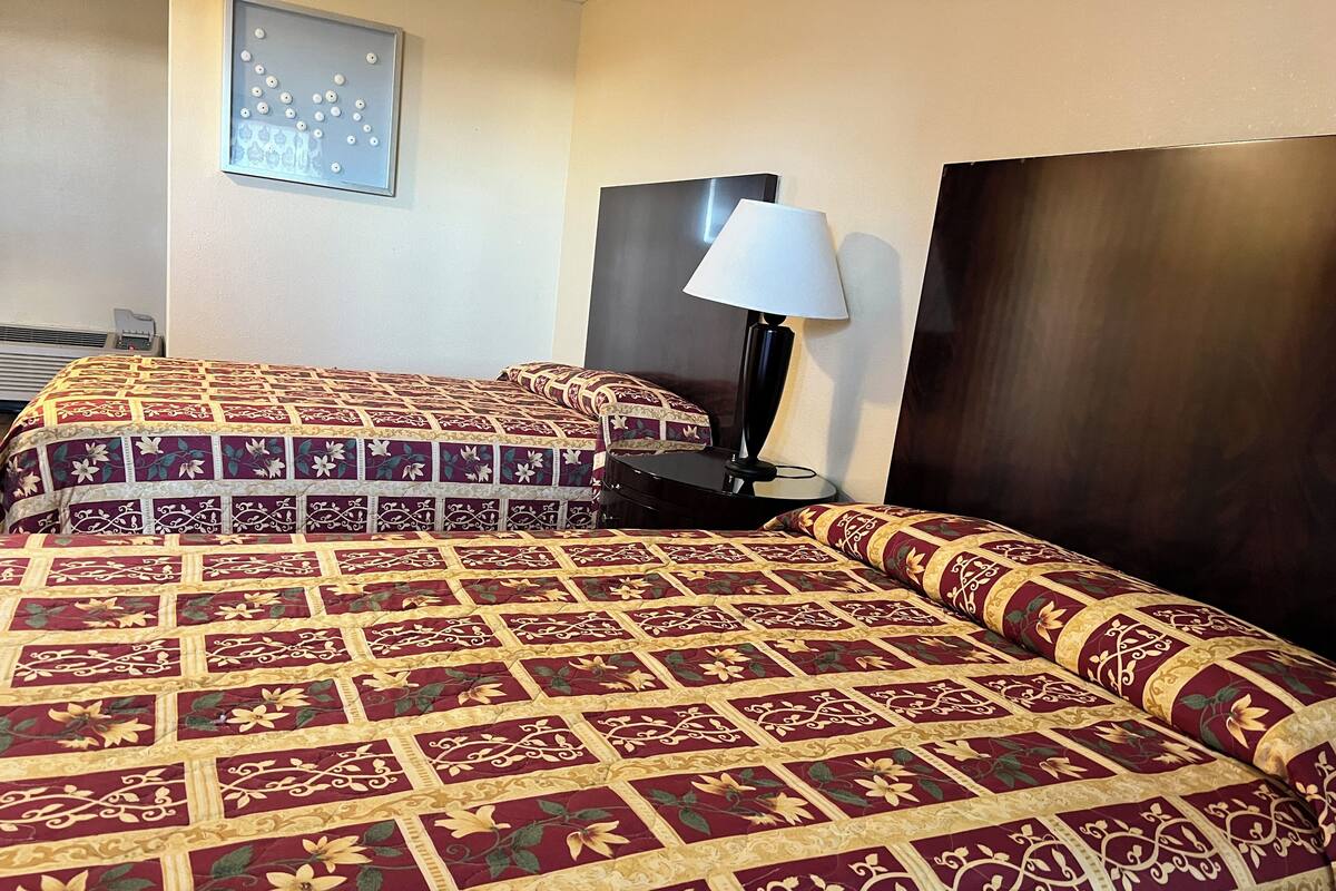 Room, 2 Queen Beds, Non Smoking | Desk, free WiFi, bed sheets