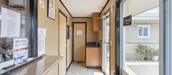 Curry’s Motel by OYO Saginaw MI