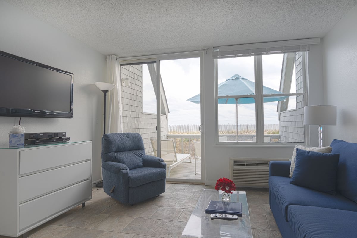 1 bedroom, iron/ironing board, WiFi (free), bed sheets