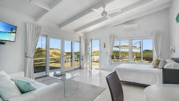 1 habitación, decoración personalizada y muebles diferentes