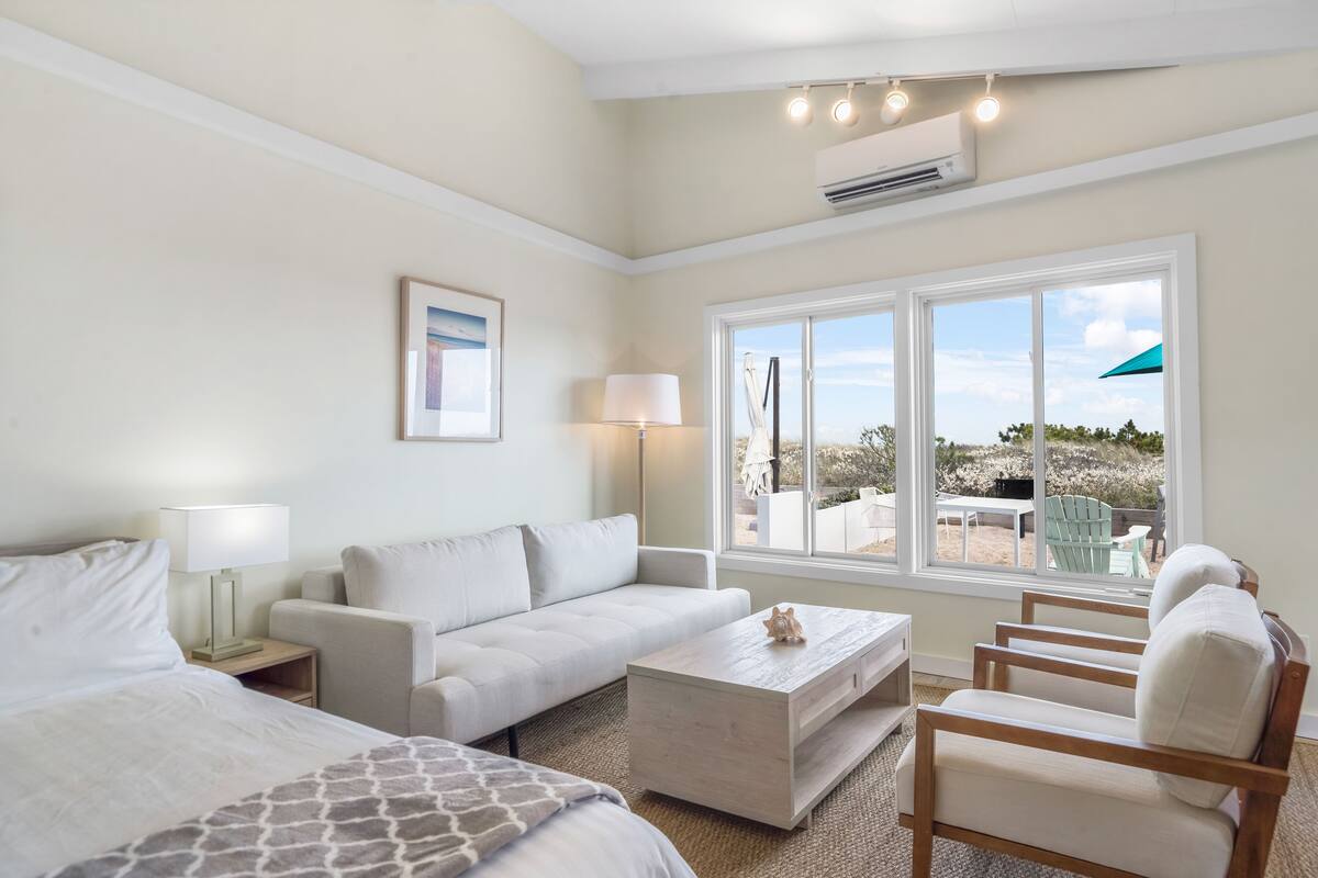 Apartment | WiFi (free), individually decorated, individually furnished, bed sheets