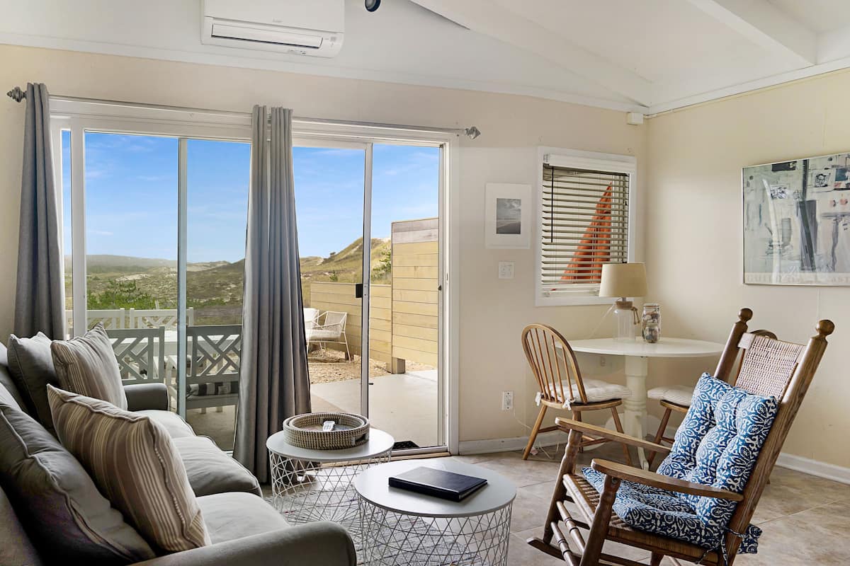 Studio | 1 bedroom, individually decorated, individually furnished, free WiFi