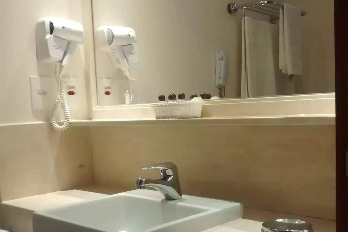 Bathroom | Shower, free toiletries, hair dryer, towels
