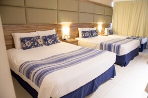 Habitació Deluxe (Quintuple) | Roba de llit d'alta qualitat, minibar i caixa forta a l'habitació 