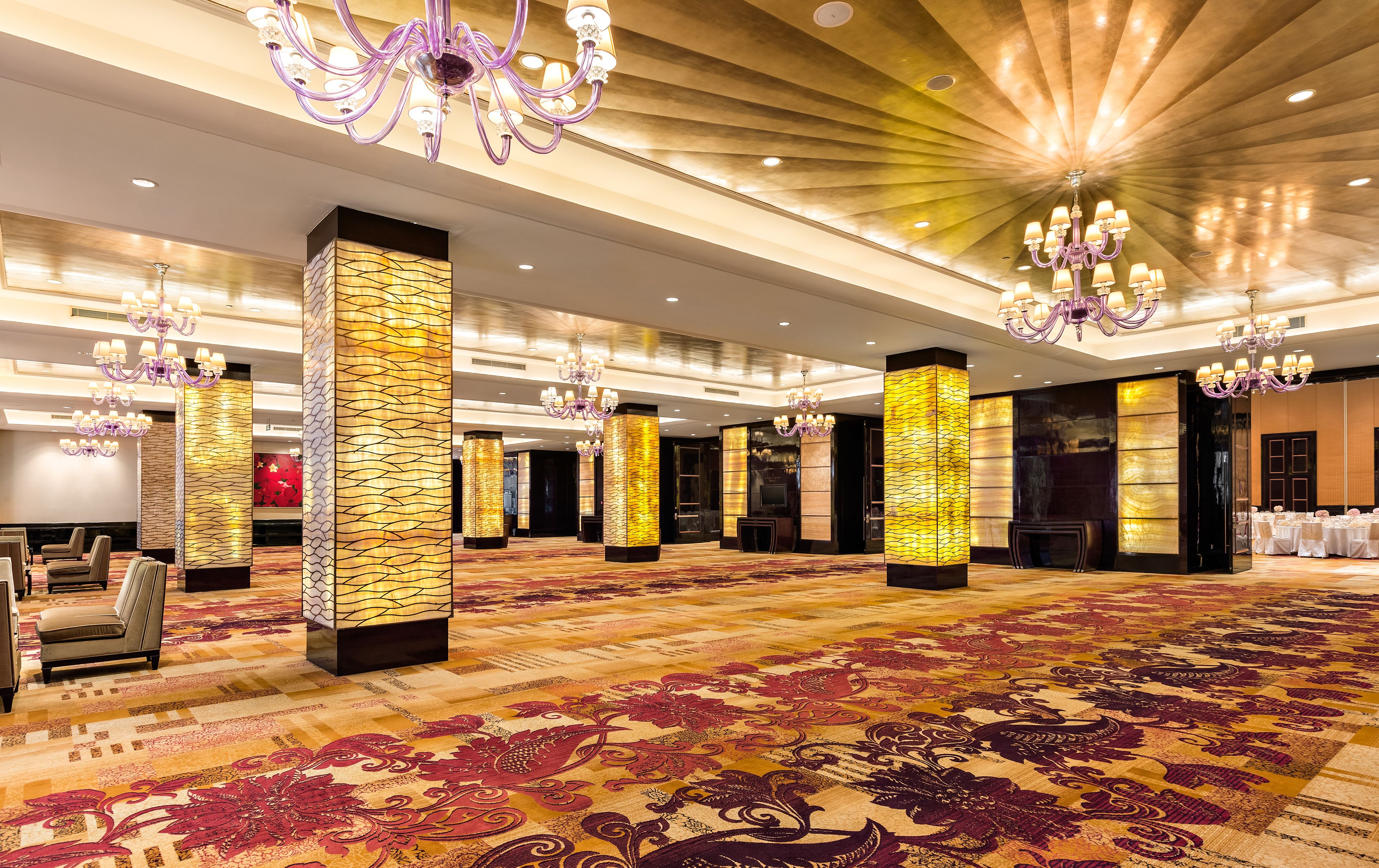 breakfast, lunch and dinner served