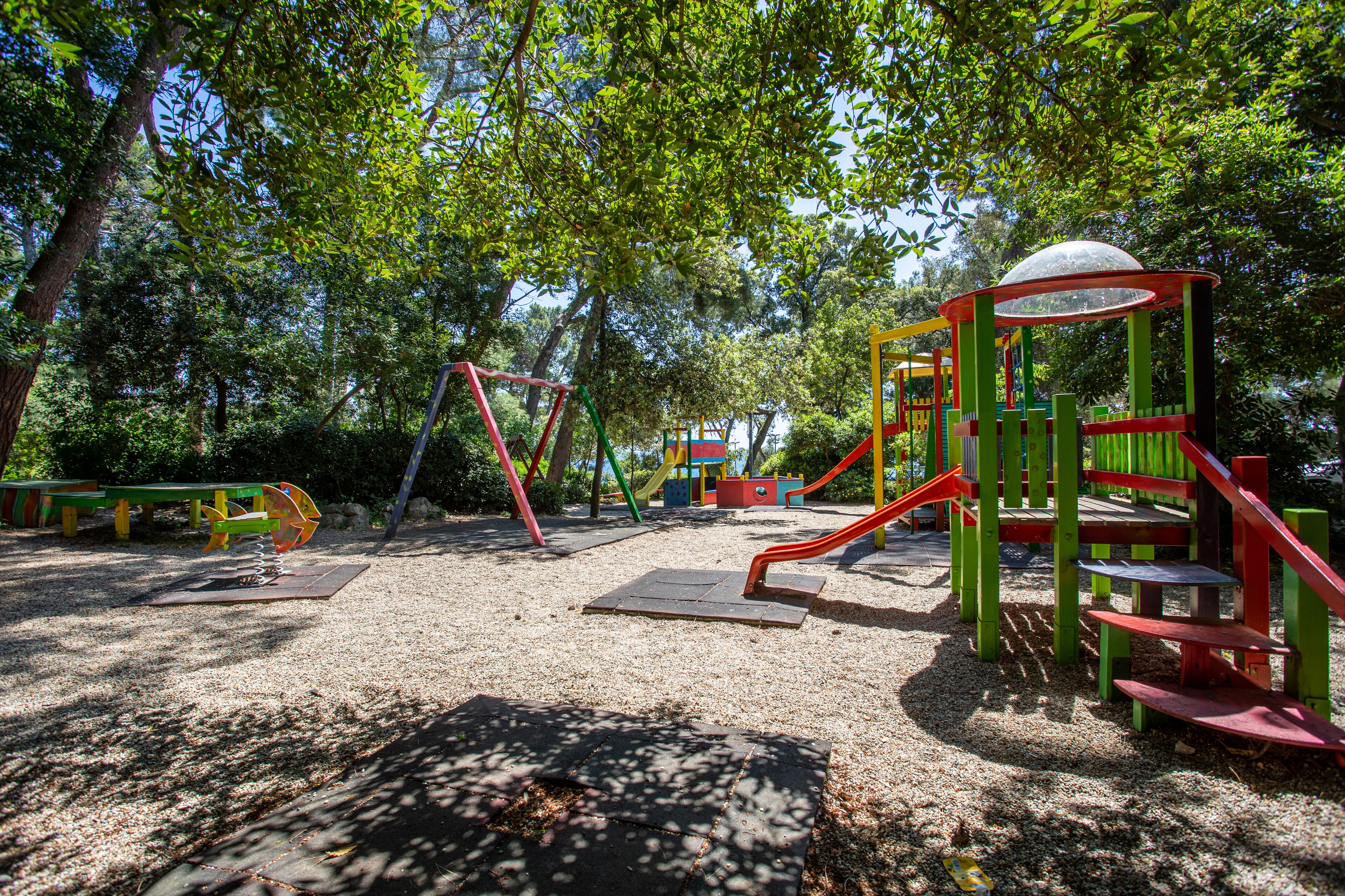 Children's play area - outdoor